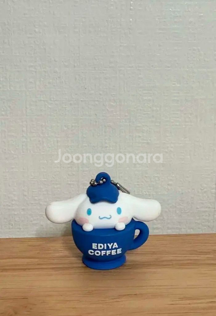 이디야 산리오 랜덤키링--0