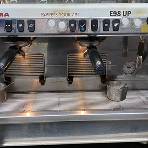 카페 창업하실분 싸게 가져가세요(일괄판매)