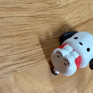 산리오 포챠코 피규어