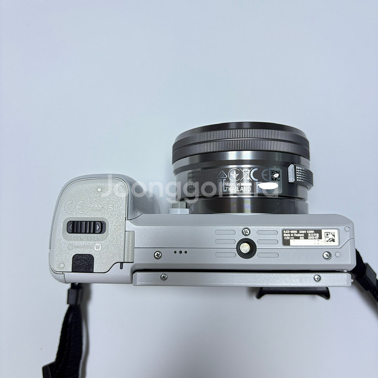 소니 A6000 A급 번들렌즈(16-50)--6