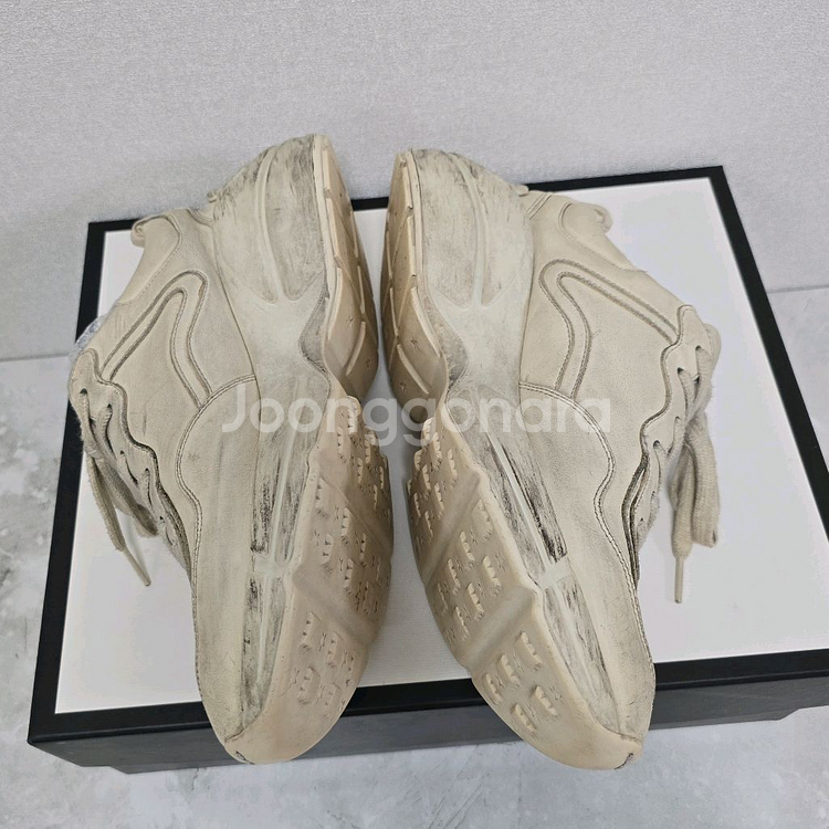 구찌 라이톤 더티 6.5사이즈 255 260 판매--2