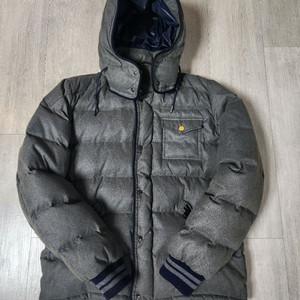 (상태최고)몽클레어 남성구스패딩(4)100