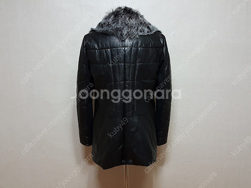 여우털 카라 램스킨 하프 여성 패딩 66-77 상태좋음--2