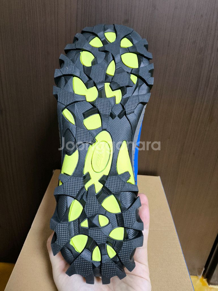 새상품)275등산화 트레킹화 프로월드컵 운동화--7