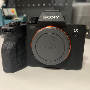 sony a7m4 소니 a7m4 팝니다.
