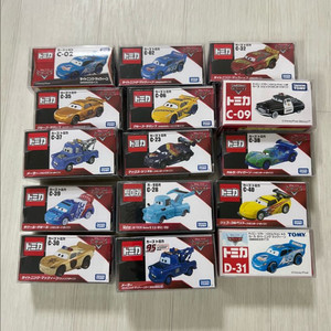 디즈니 카 토미카 판매합니다.