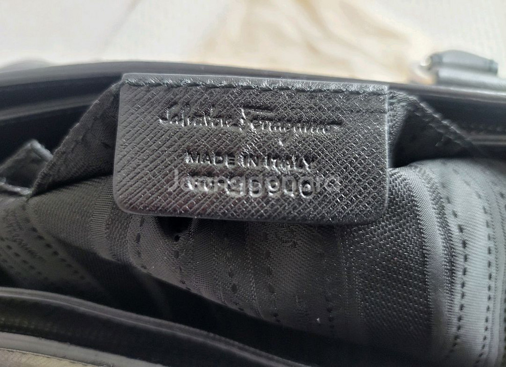 페레가모 더블 간치니 숄더백 토드백--5