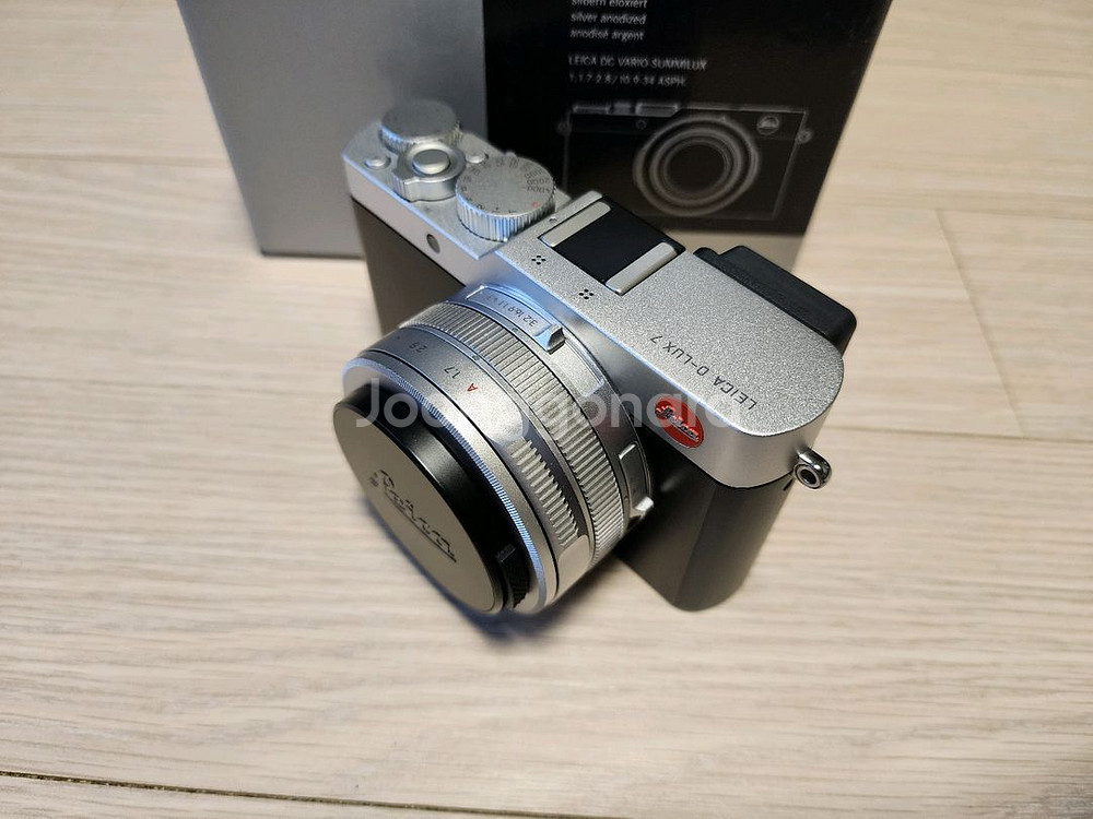 라이카 d-lux7 실버 팝니다--2