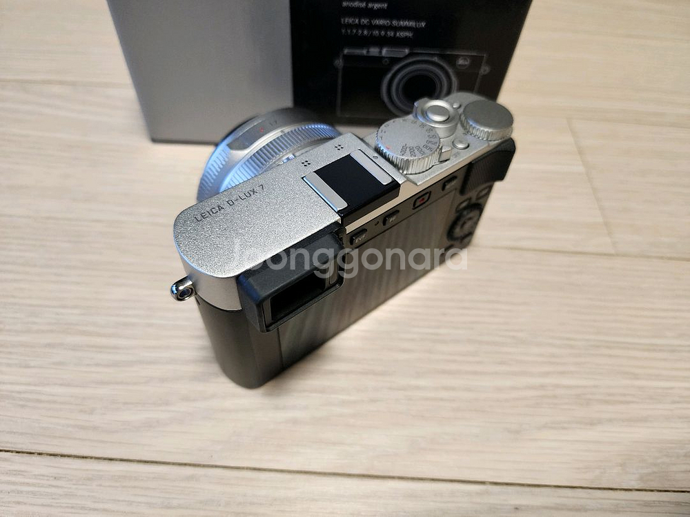 라이카 d-lux7 실버 팝니다--6