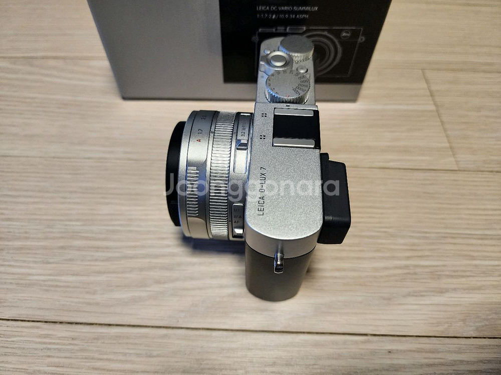 라이카 d-lux7 실버 팝니다--5