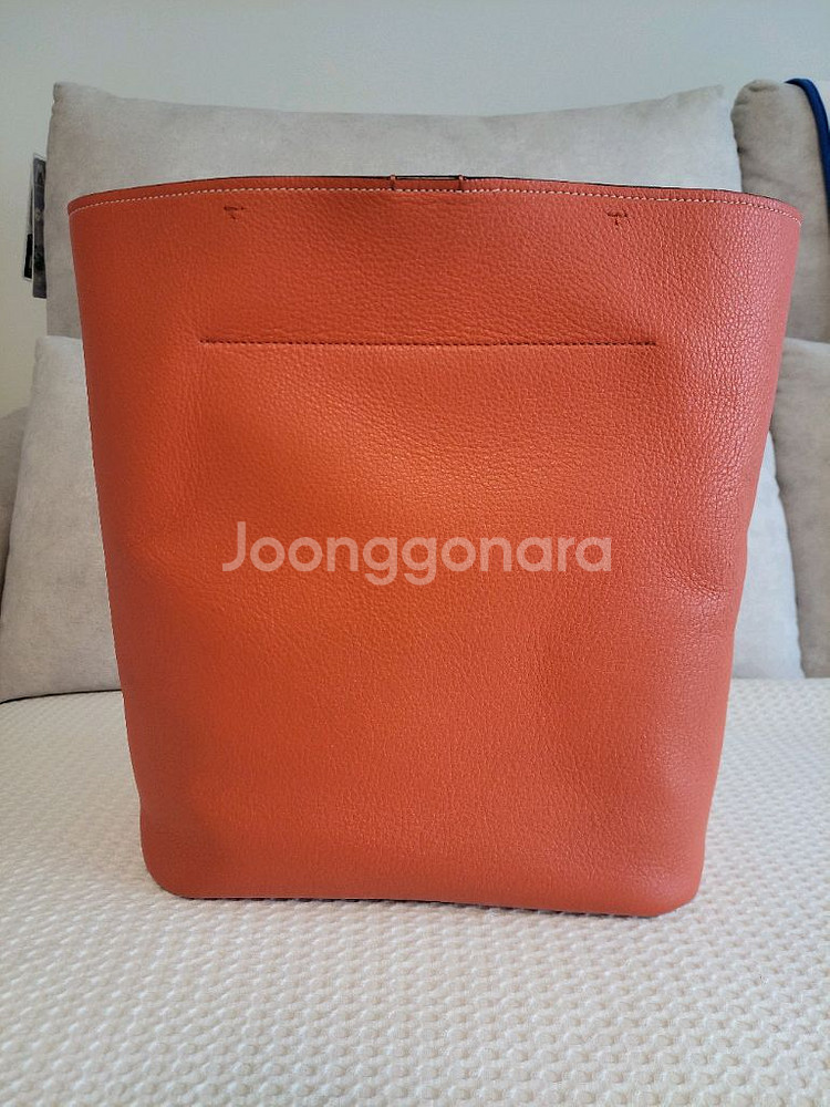 토리버치 버킷 숄더백 쇼퍼백 가방--1