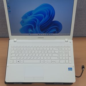 삼성노트북i5(윈도우11,삼성SSD250GB)