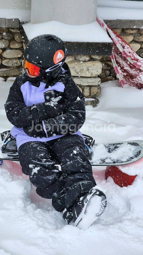 버튼 키즈 포우라인 고어텍스 자켓+버튼 스카일라 빕팬츠--0