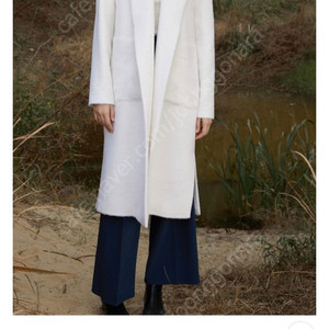 뮤제라(MuseeRA) 라온 알파카 코트 블랙