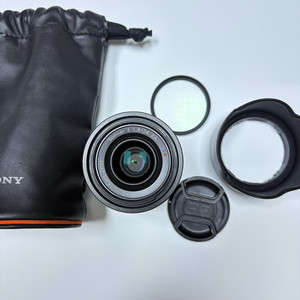 소니 E24mm F1.8za렌즈