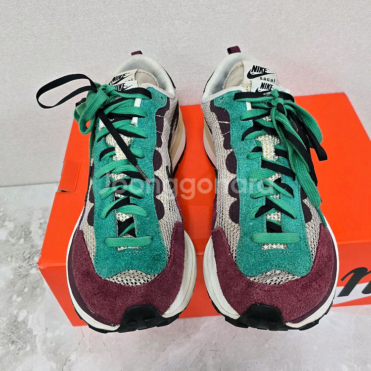 나이키 사카이 베이퍼와플 블랙 빌런 레드 290사이즈--1