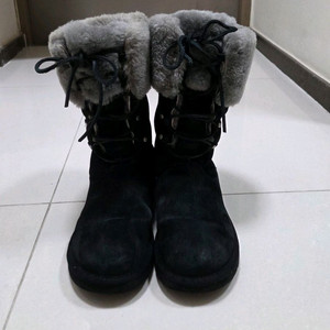 UGG 하와이 와이키키 매장에서 구입