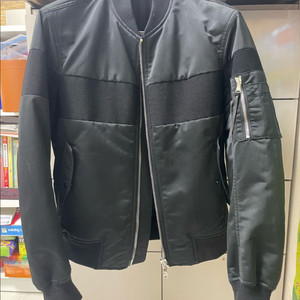 솔리드옴므 ma-1 마원 자켓(블랙/46)