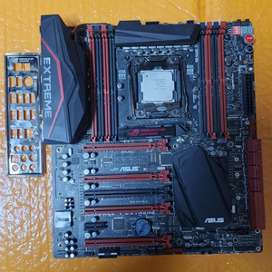 ASUS RAMPAGE V EXTREME