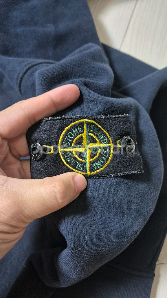 스톤아일랜드 기모 후드집업--1