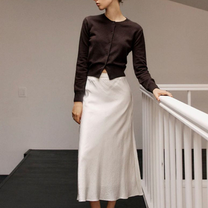 시에 sie 플레르 새틴 스커트 크림 미듐 사이즈 새상