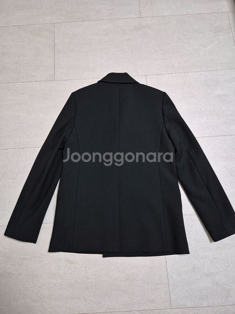 리스트 기본 블랙 자켓 55(미착용 제품)--2