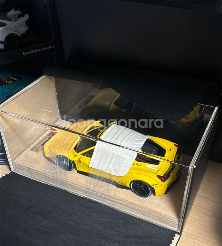 1:18 다이캐스트 (레진, 리버티워크) 458이탈리아--1