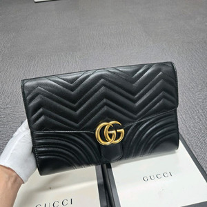 [특가][정품]구찌 마틀라세 플랩 클러치백