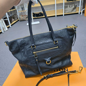 [특가][정품]루이비통 앙프레뜨 루미네즈 숄더백