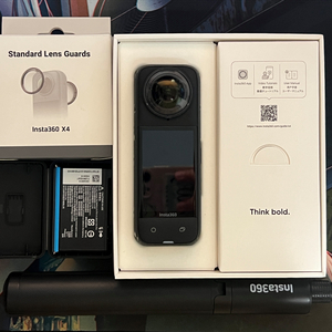 인스타360x4 (여분배터리, 셀피스틱, 불릿타임)
