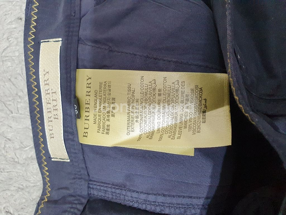 택부착 새상품 버버리런던 정품 네이비코튼 치노팬츠38--9