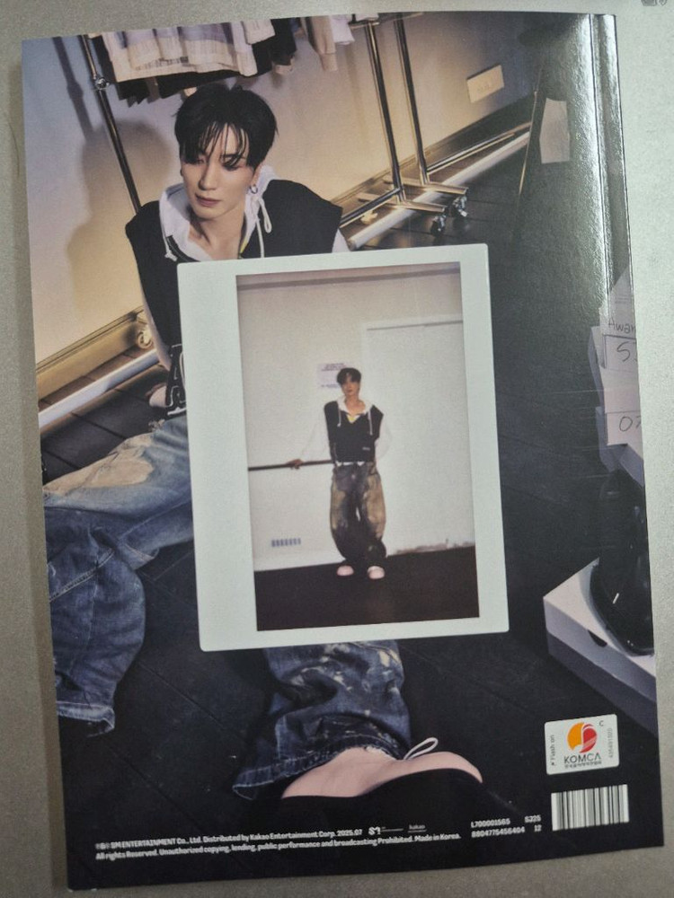 Super Junior25 PHOTOBOOK 버전 이특 이미지