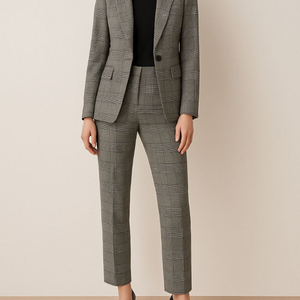 고급스러운 여성 체크 패턴 정장 셋업 (자켓+슬랙스)