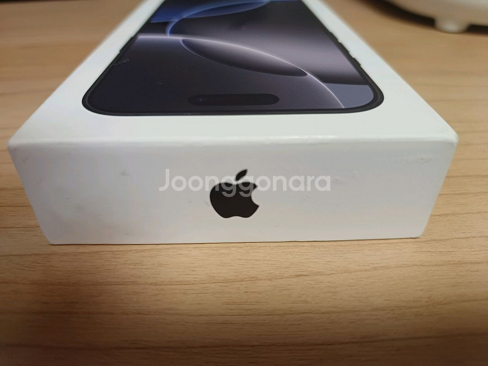 아이폰박스 아이폰16프로 블랙티타늄 내츄럴--2