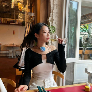 자크뮈스 라마이유 프랄루 제니 경리 가디건 36