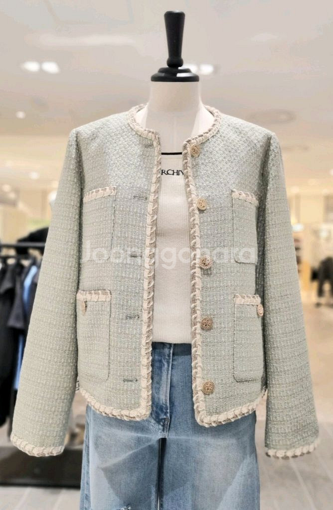 [새상품]보브(VOV) 배색 트리밍 버튼업 트위드 자켓--0