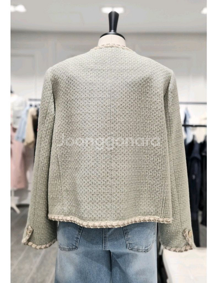 [새상품]보브(VOV) 배색 트리밍 버튼업 트위드 자켓--1