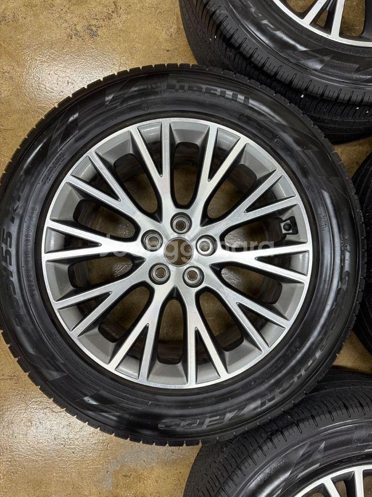 제네시스GV80 19인치 순정휠타이어 팝니다--2