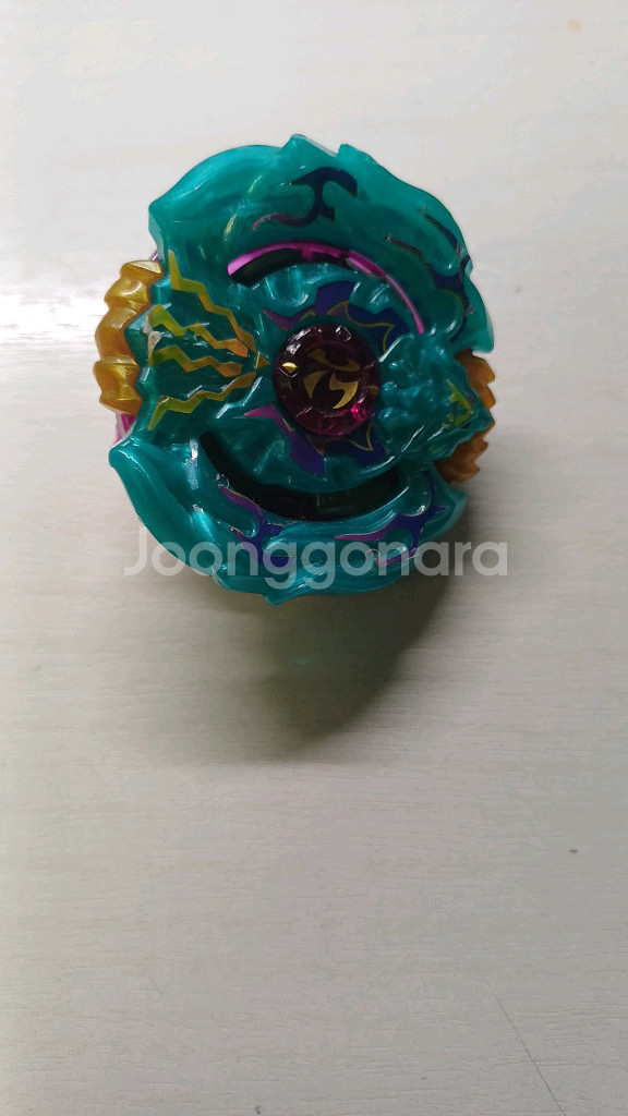 베이블레이드 버스트 비트 쿠쿨칸 판매합니다--0