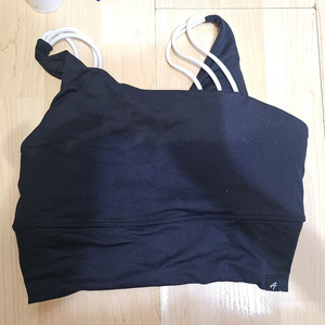 천상여우 폴웨어 탑 M 팝니다