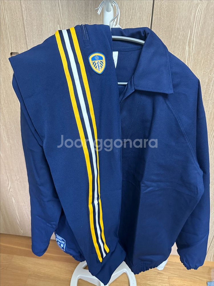 리즈 유나이티드 드릴탑, 트랙팬츠--2