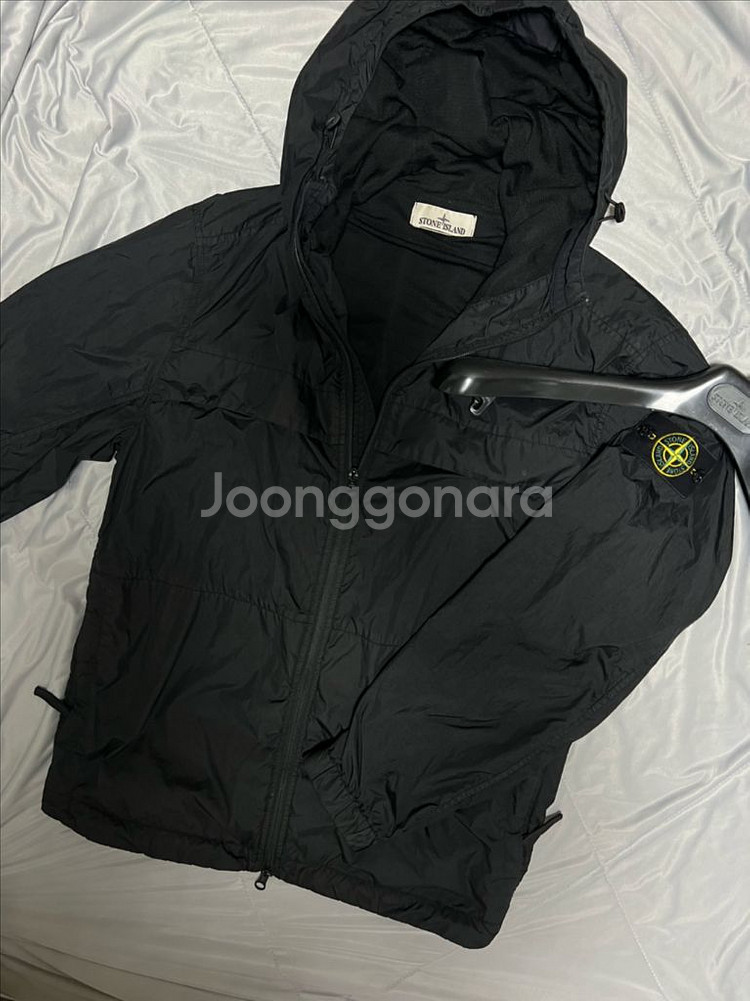 24ss 스톤아일랜드 크링클랩스 바람막이 L--0