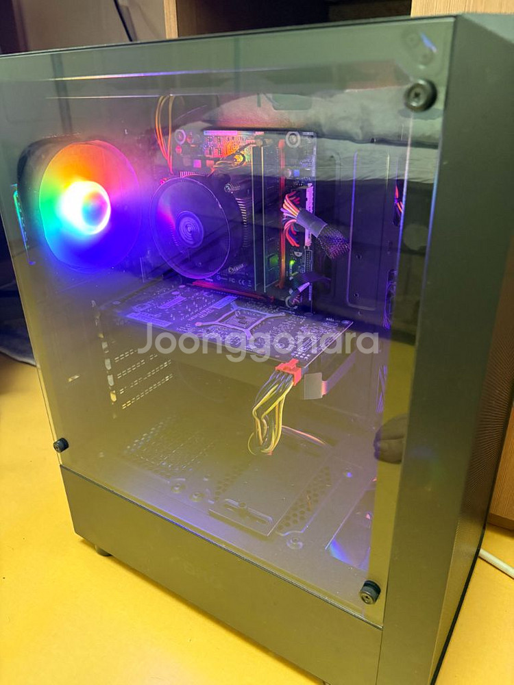 컴퓨터 본체,모니터 팝니다--4