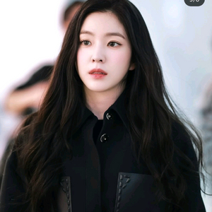 펜디 24FW 아이린 착용 고투 자켓