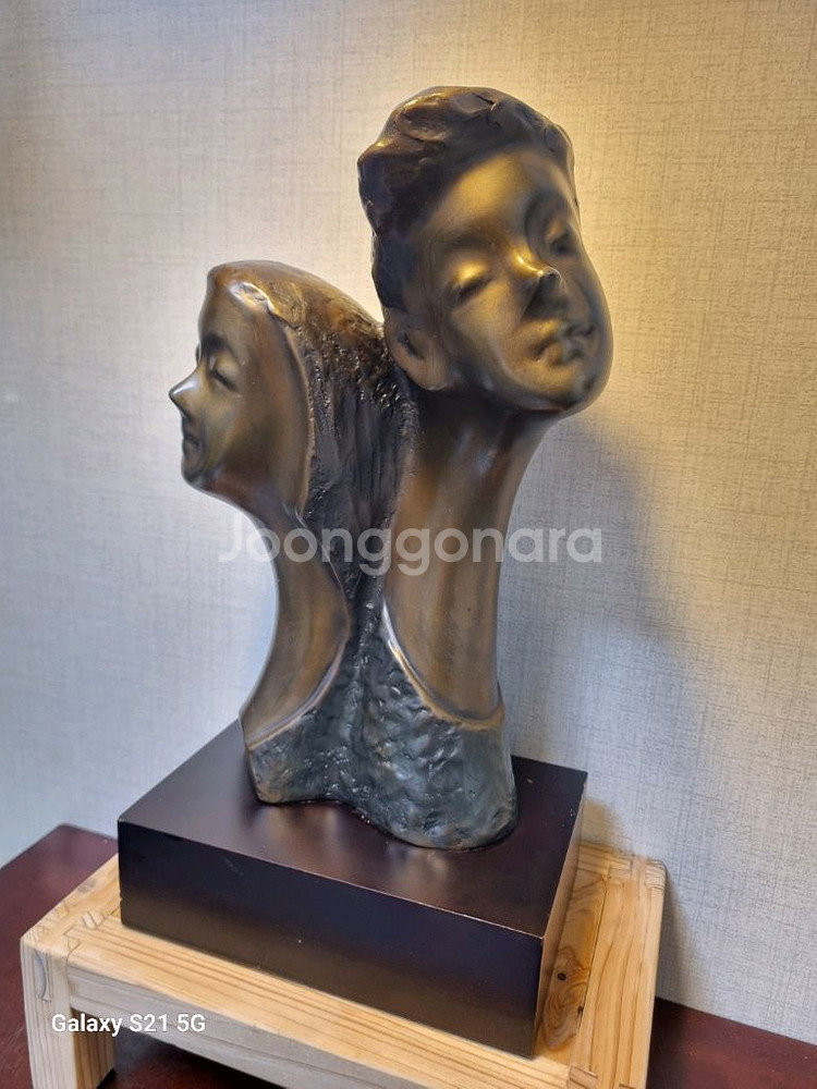 [박동일 작가 브론즈작품] 너에게 기대어...--3