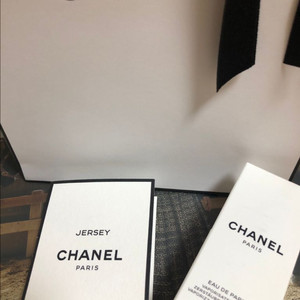 샤넬 레젝 비스포크 가드니아 보이 35미리 새상품