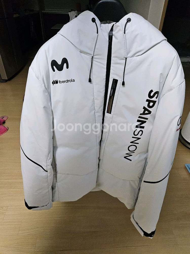 데상트 24FW 더미작스 패딩팔아요(95)--0