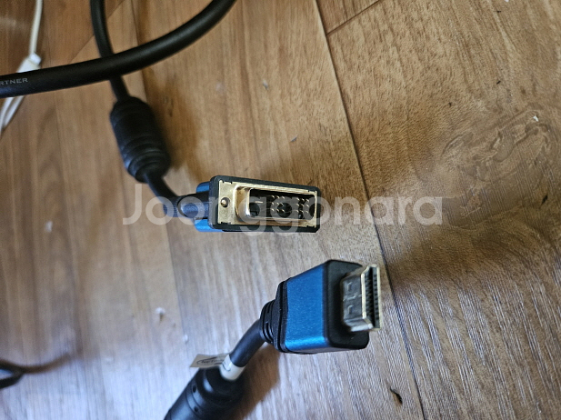 한성 ULTRON 2235V 모니터--4