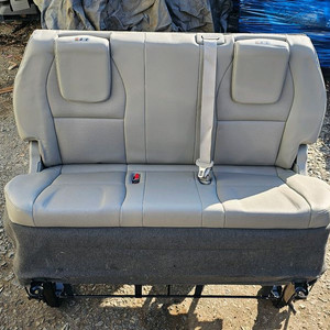 올뉴카니발 9인승 4열시트