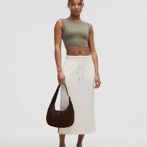 룰루레몬 시티에센셜숄더백 새제품